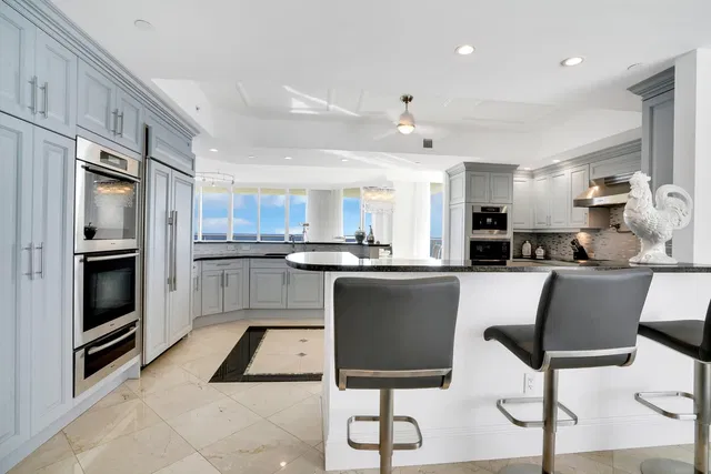 Oceans Edge at Singer Island Unit 1002 photo 9