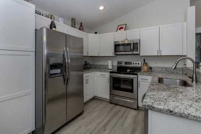  Residence photo 9