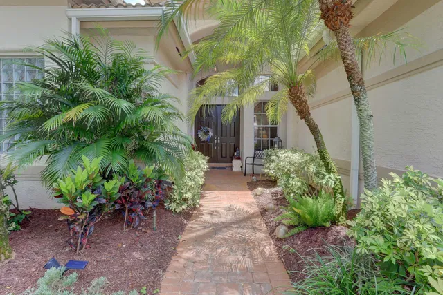  Residence photo 4