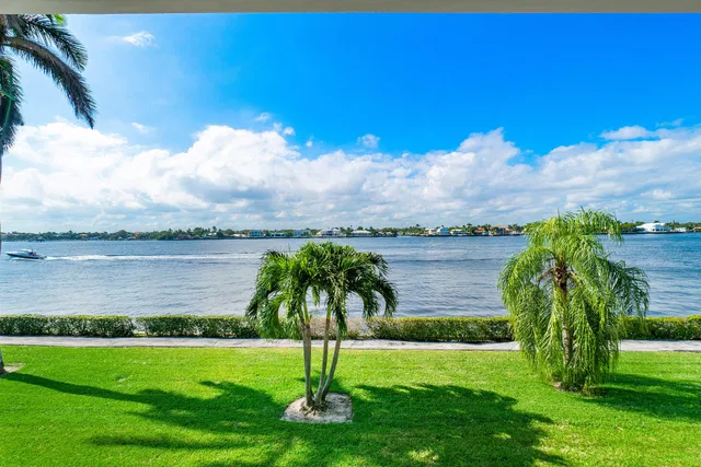 2160 Ibis Isle Road #6