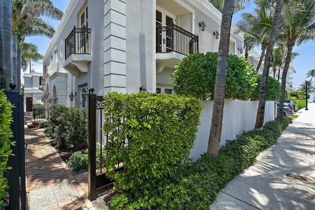 129 Hammon Avenue #2