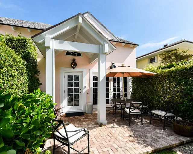 173 Peruvian Avenue #4