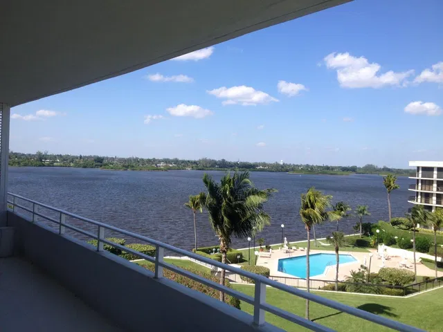 2784 S Ocean Boulevard #505n