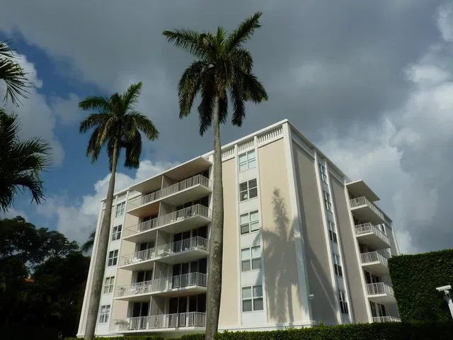 Island House Condos Unit 6f photo 20