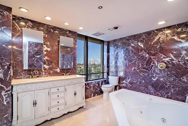 Palm Beach Biltmore Unit 401 photo 8