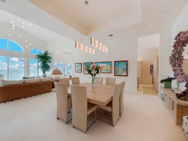 Bellaria Condos Palm Beach Unit Ph 7 photo 6