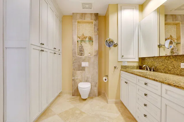 Via Delfino Condominium Unit 2003 photo 16