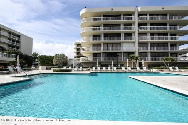 3300 S Ocean Boulevard #307s