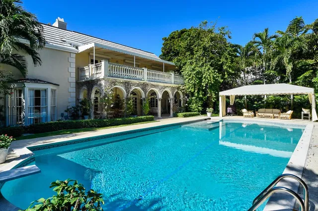 325 Ridgeview Drive