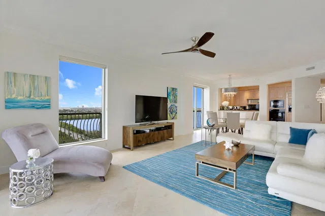 Via Delfino Condominium Unit 1503 photo 10