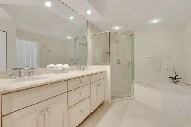 Via Delfino Condominium Unit 1503 photo 18