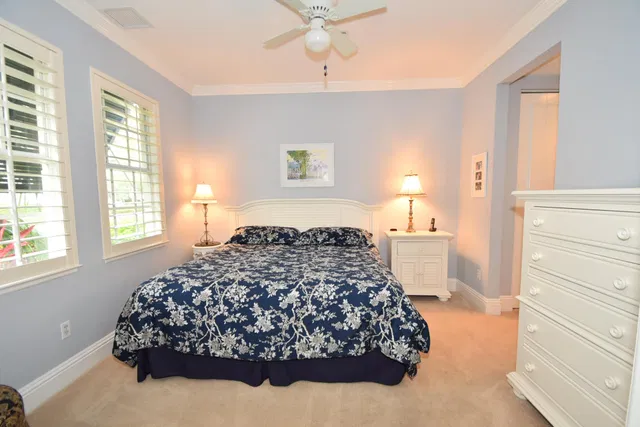 Hamilton Place Unit O photo 4