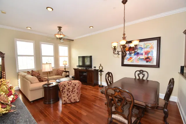 Hamilton Place Unit O photo 7