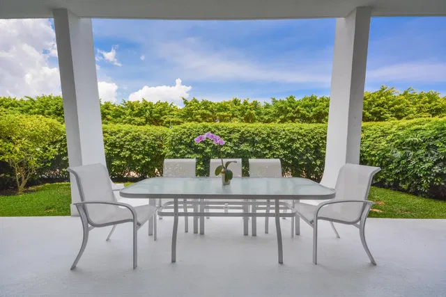 2275 S Ocean Boulevard #107a