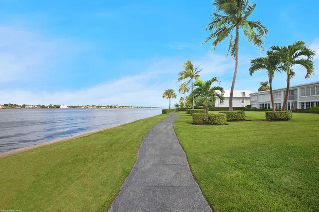 2170 Ibis Isle Road #3