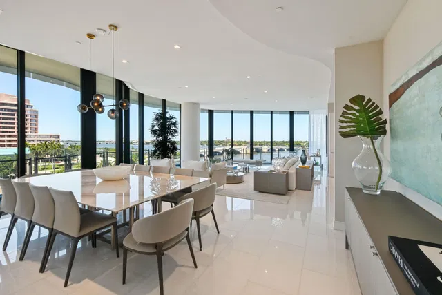 Bristol Palm Beach Unit 6a photo 3