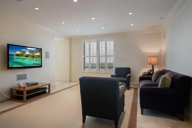 Palm Beach Biltmore Unit 714 photo 10