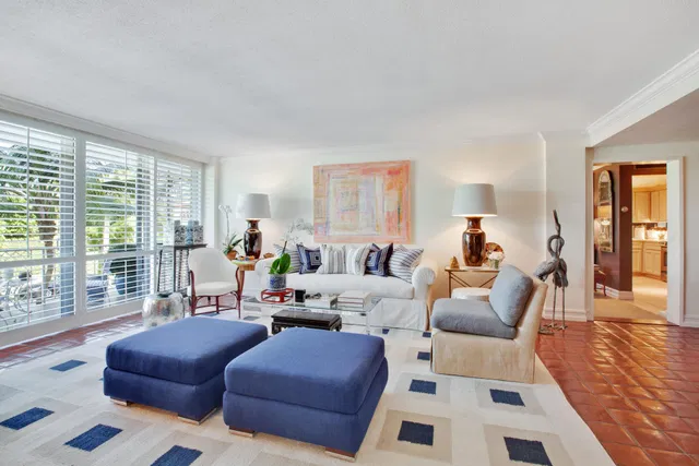 Island House Condos Unit 2c photo 8