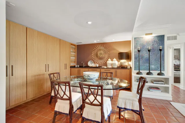 Island House Condos Unit 2c photo 11
