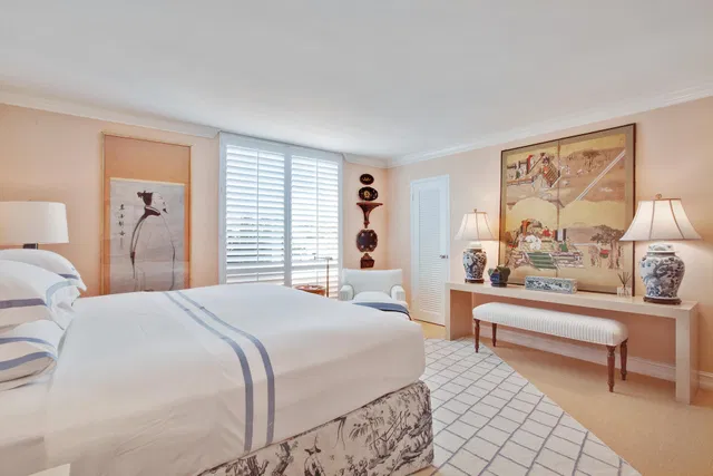 Island House Condos Unit 2c photo 18