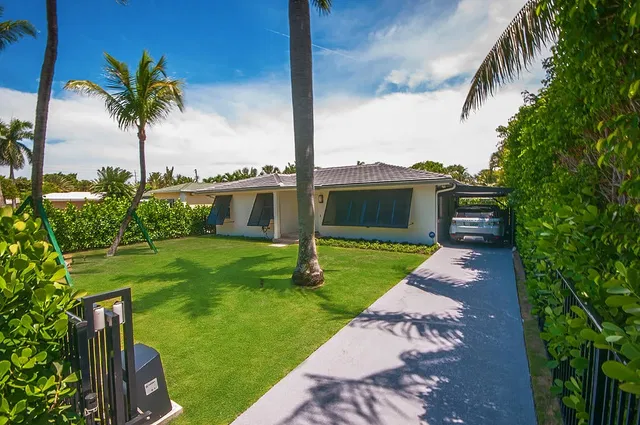 SoSo West Palm Beach Residence photo 32