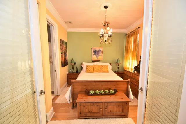 Hamilton Place Unit M photo 6