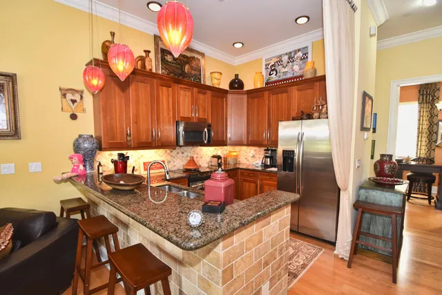 Hamilton Place Unit M photo 17