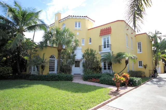 130 Brazilian Avenue