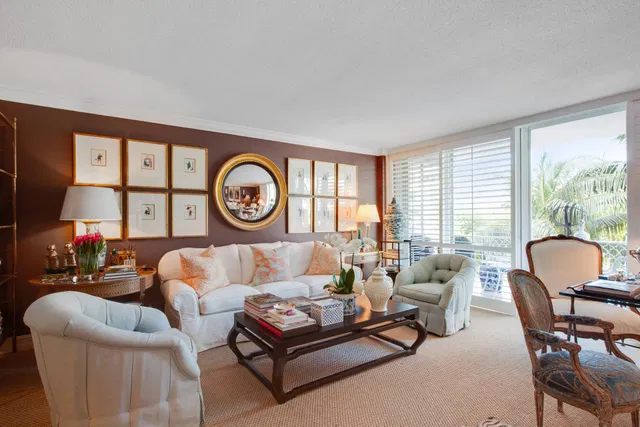 Island House Condos Unit 2d photo 3