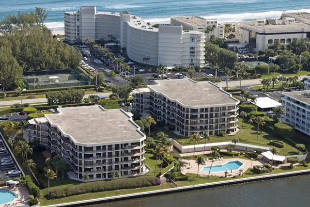 2778 S Ocean Boulevard #402n