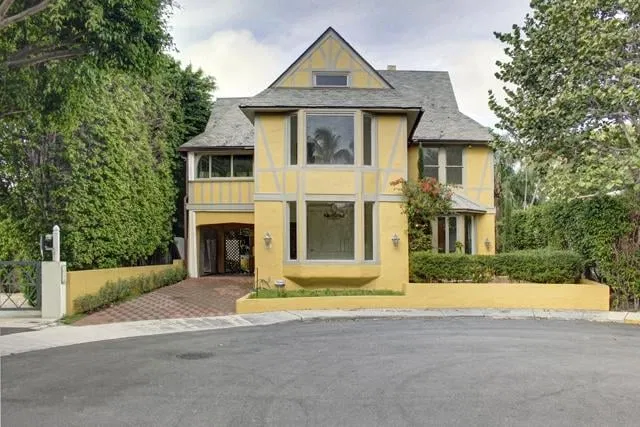 443 Seaview Avenue