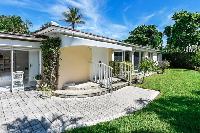 269 Jamaica Lane