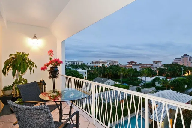 170 Chilean Avenue #6c