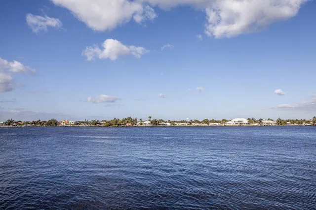 2190 Ibis Isle Road #4
