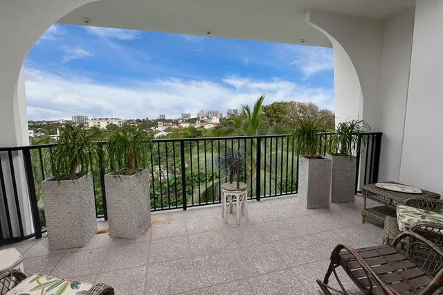 Dunster House Palm Beach Unit 5-B photo 11