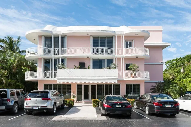 429 Australian Avenue #9