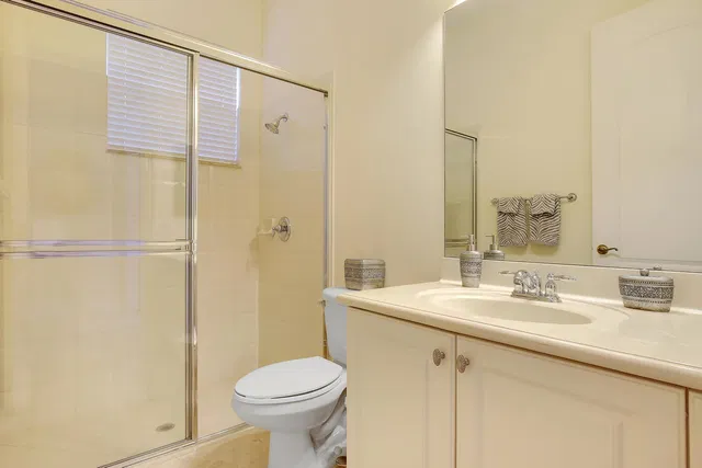  Residence photo 25