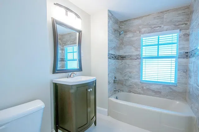 North End Palm Beach Residence photo 15