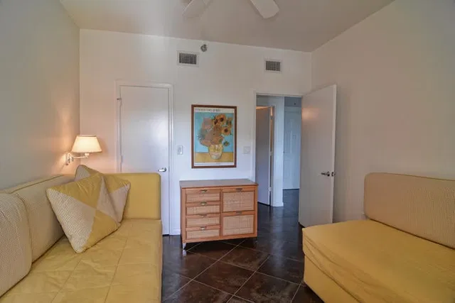 Jupiter Key Unit 402 photo 18