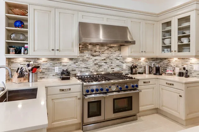 Bellaria Condos Palm Beach Unit 202 photo 6