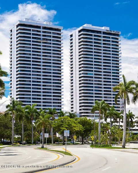 The Plaza of The Palm Beaches Unit 14 E/F photo 2
