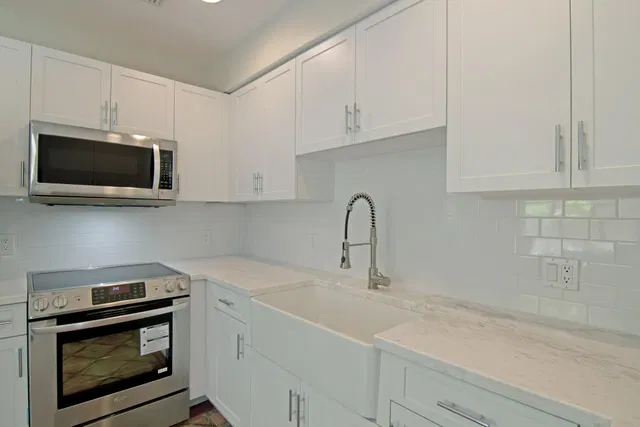 Old Northwood Residence photo 16
