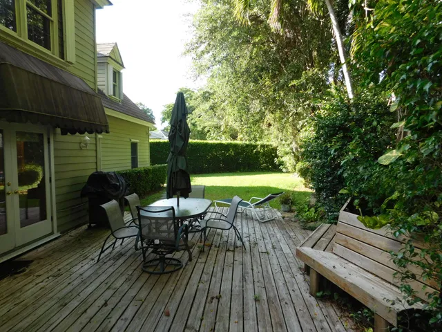 Residence photo 16