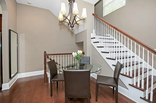 Hamilton Place Unit B photo 9