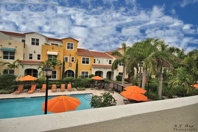 Villas on Antique Row Residence photo 20