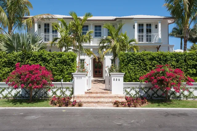 225 Plantation Road