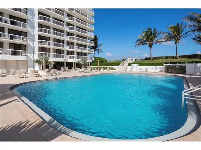 2580 S Ocean Boulevard #R 2 C 1