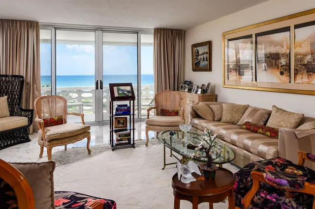 100 Sunrise Avenue #614