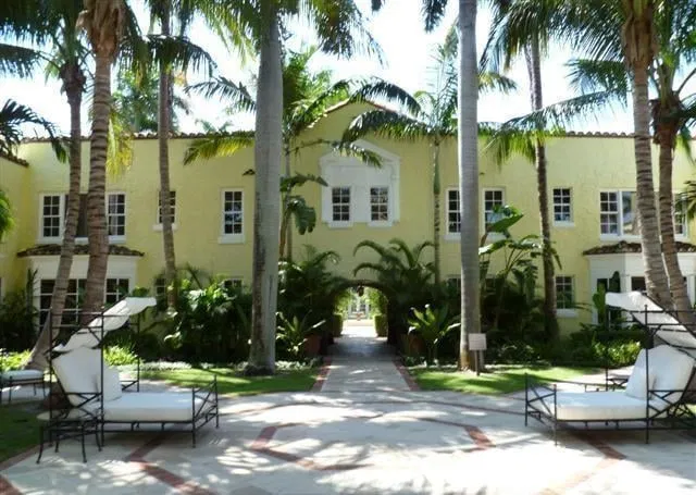 301 Australian Avenue #115