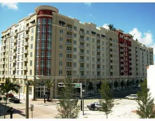 The Whitney Unit 520 photo 4